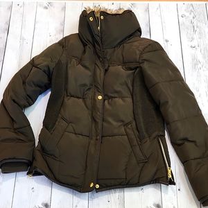 YMI Collection Large womens Olive Green Jacket with Fur near collar